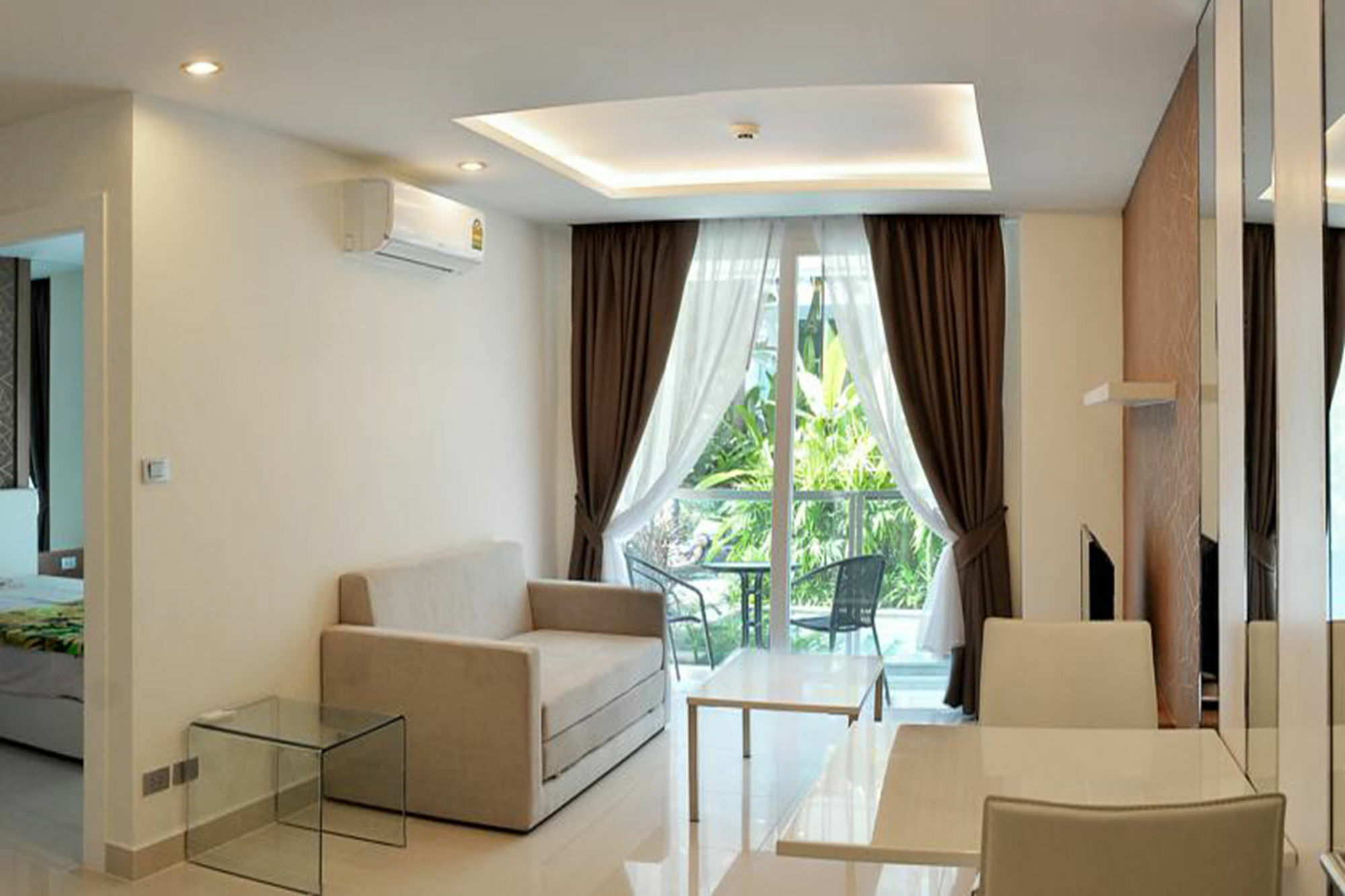 Amazon Pattaya Jomtien Apartments エクステリア 写真