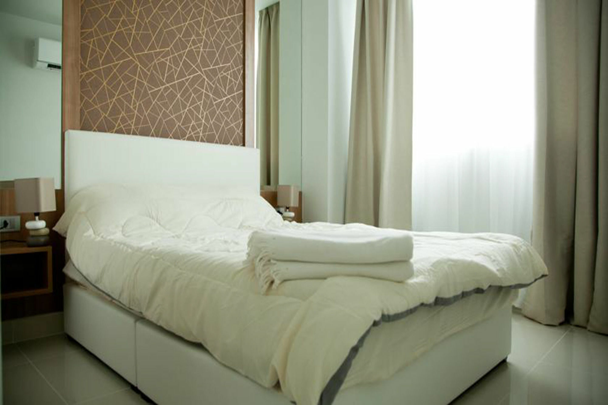 Amazon Pattaya Jomtien Apartments エクステリア 写真