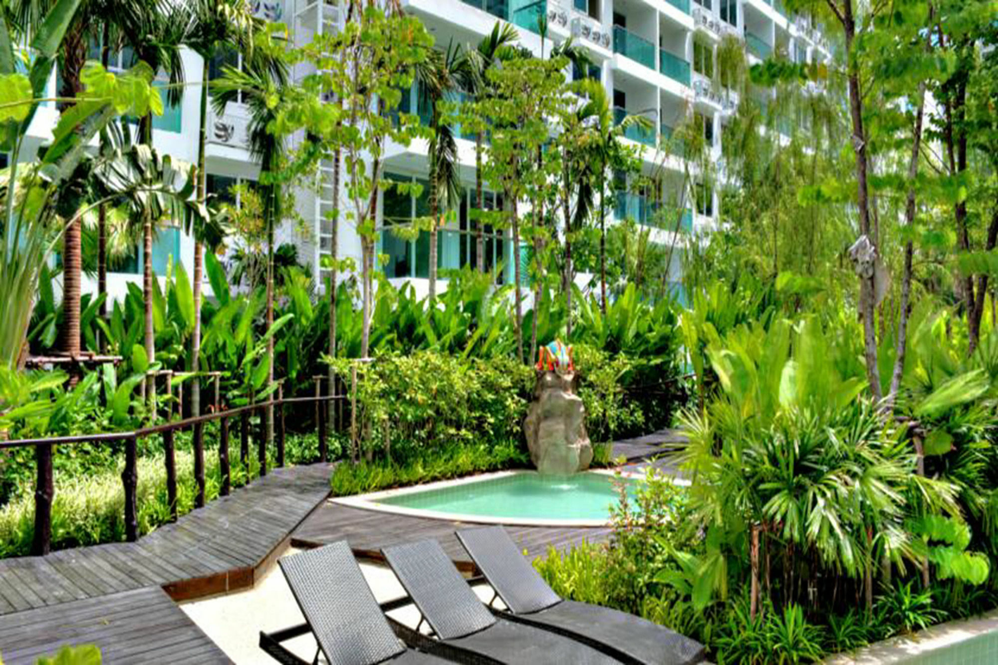 Amazon Pattaya Jomtien Apartments エクステリア 写真