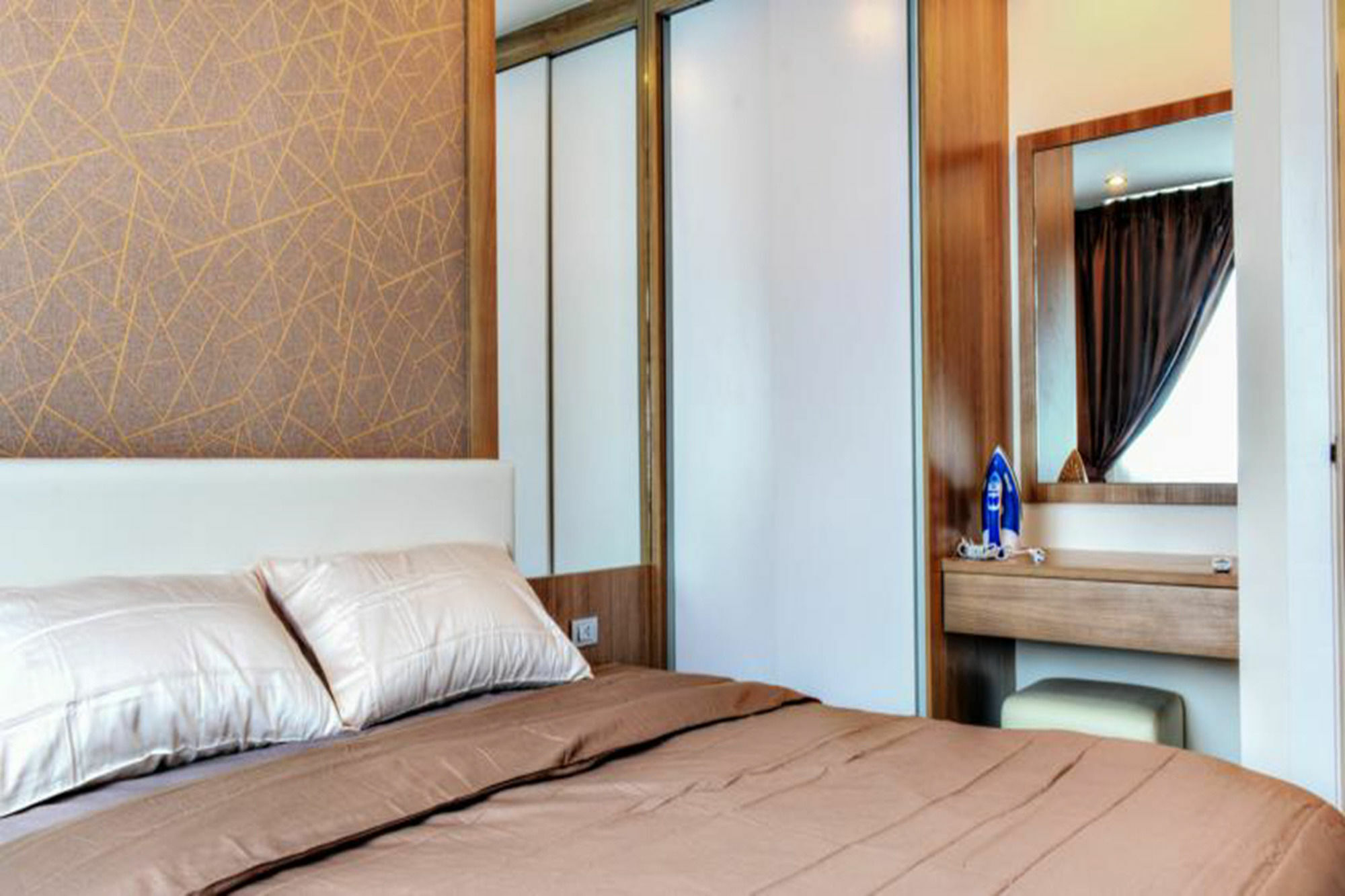 Amazon Pattaya Jomtien Apartments エクステリア 写真