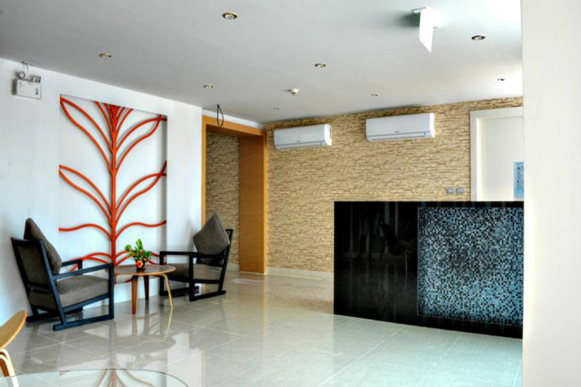 Amazon Pattaya Jomtien Apartments エクステリア 写真