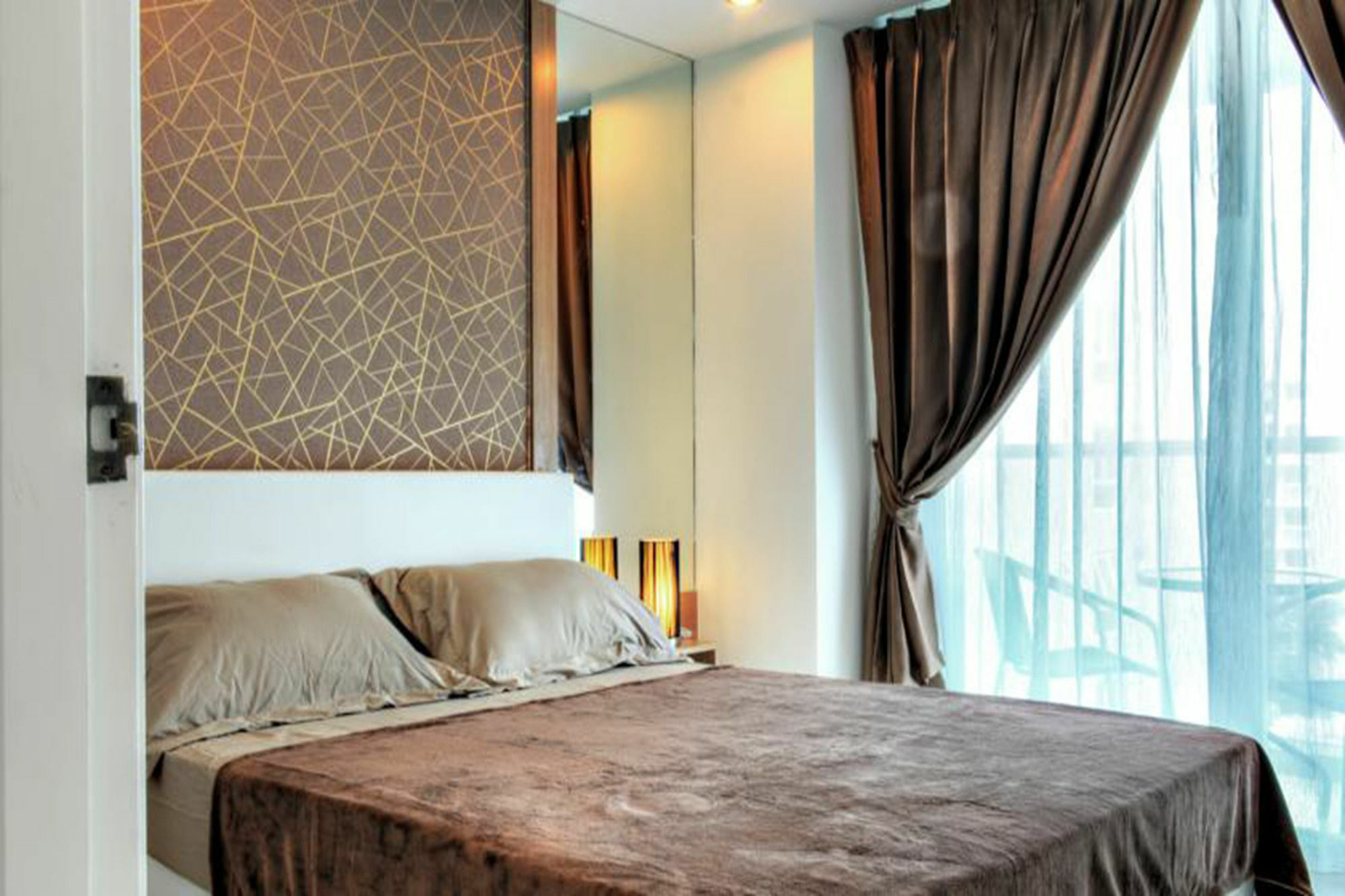Amazon Pattaya Jomtien Apartments エクステリア 写真